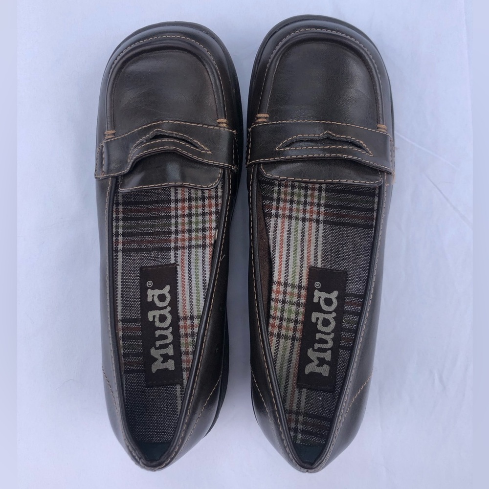 Mudd dark brown loafer flats size women’s 7